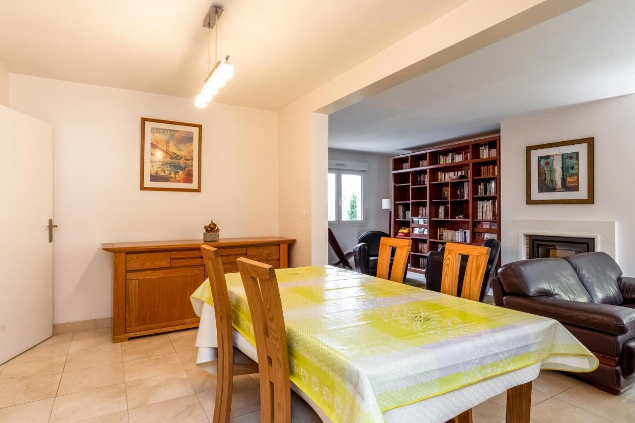 4 Bedroomed Near Disneyland Paris 쿠브레 외부 사진